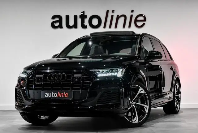 Photo 1 : Audi Q7 2021 Hybride