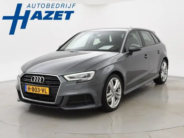 Photo 1 : Audi A3 2019 Petrol