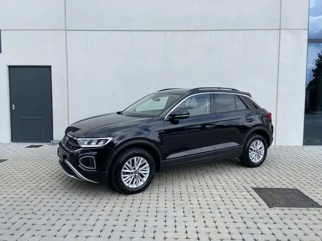 Photo 1 : Volkswagen T-roc 2022 Essence