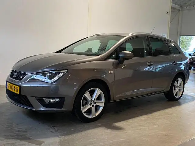 Photo 1 : Seat Ibiza 2015 Essence