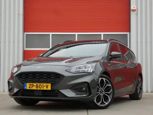 Photo 1 : Ford Focus 2019 Essence