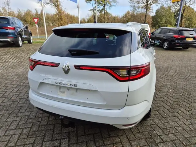 Photo 1 : Renault Megane 2020 Petrol