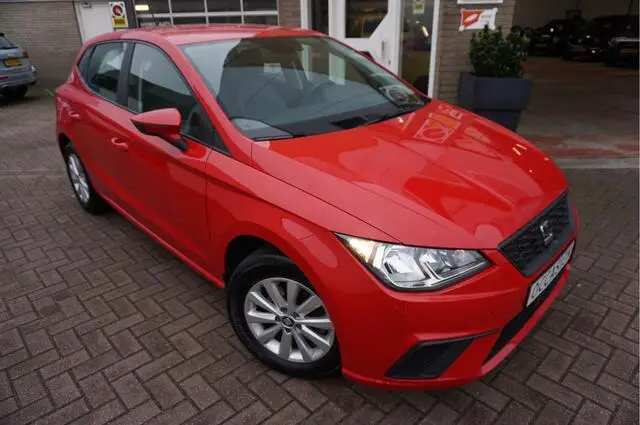 Photo 1 : Seat Ibiza 2021 Petrol