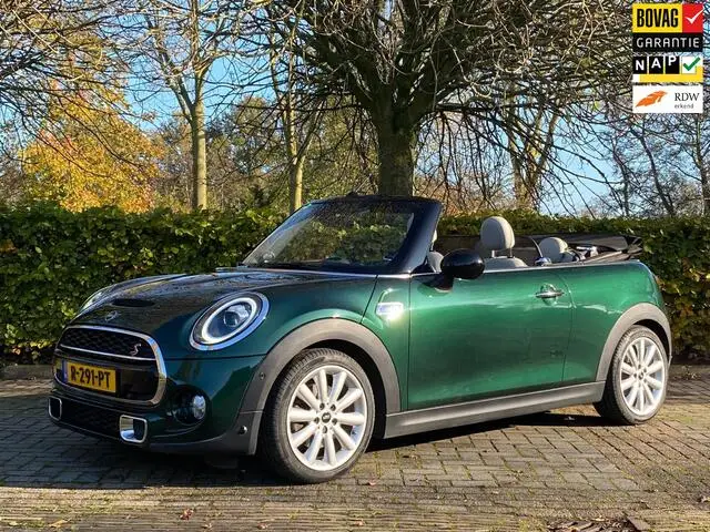 Photo 1 : Mini Cooper 2018 Petrol