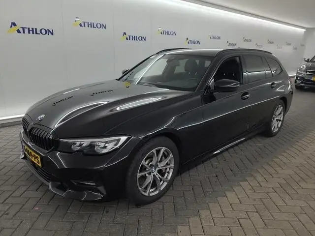 Photo 1 : Bmw Serie 3 2019 Petrol