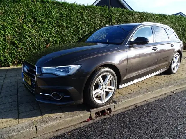 Photo 1 : Audi A6 2017 Essence