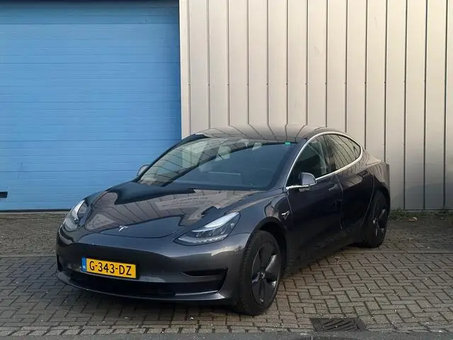 Photo 1 : Tesla Model 3 2019 Électrique