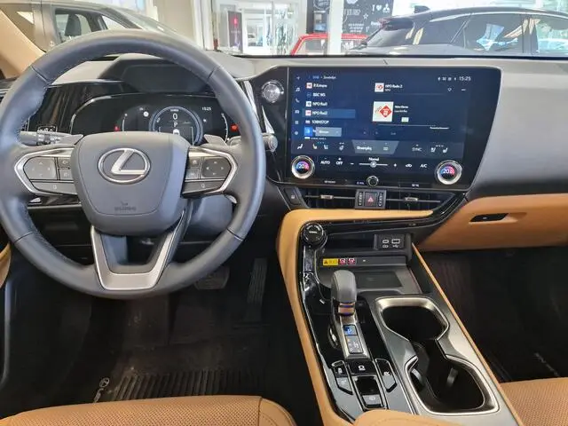 Photo 1 : Lexus Nx 2024 Hybrid