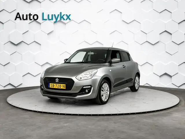 Photo 1 : Suzuki Swift 2018 Essence