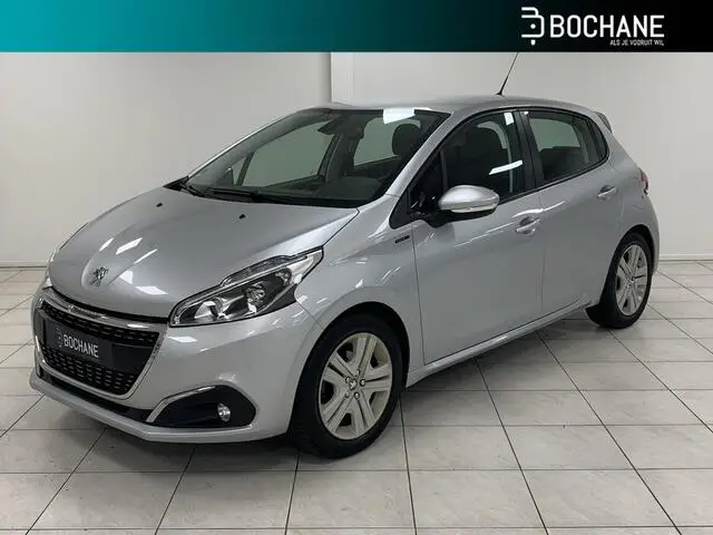 Photo 1 : Peugeot 208 2018 Essence