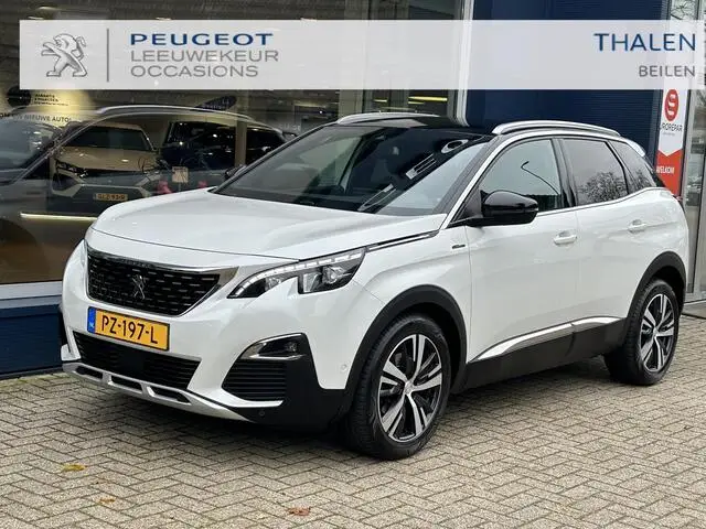 Photo 1 : Peugeot 3008 2017 Essence