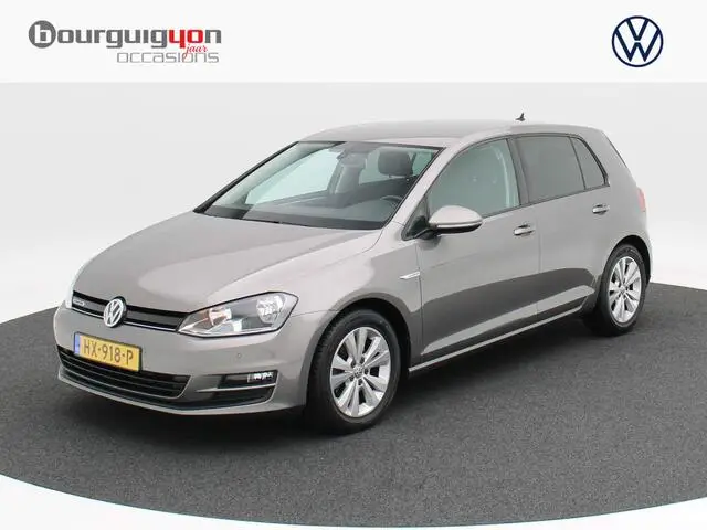 Photo 1 : Volkswagen Golf 2016 Essence