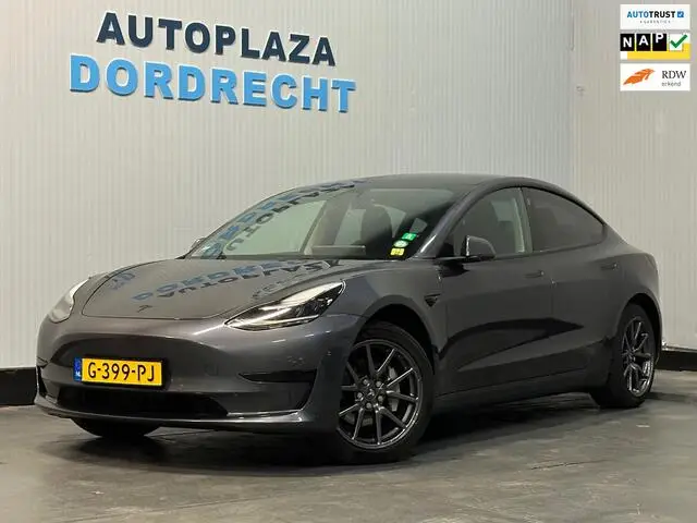 Photo 1 : Tesla Model 3 2019 Electric