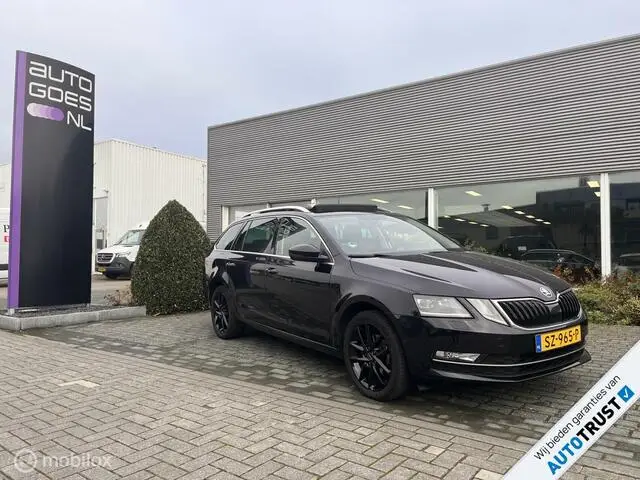 Photo 1 : Skoda Octavia 2018 Essence