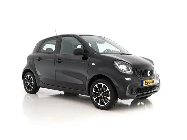 Photo 1 : Smart Forfour 2018 Petrol