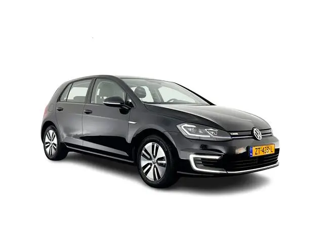 Photo 1 : Volkswagen Golf 2019 Électrique