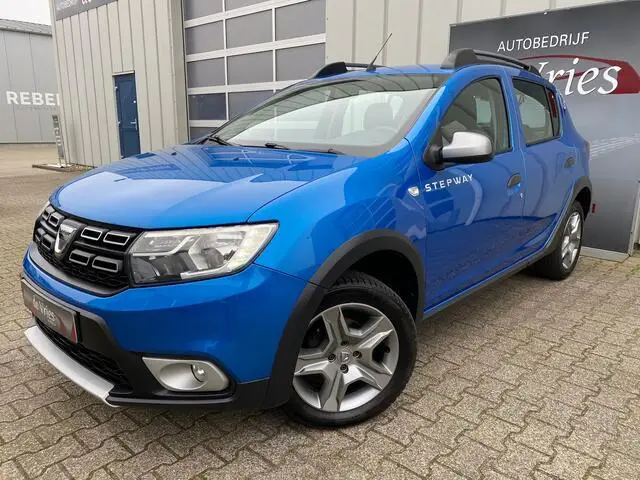 Photo 1 : Dacia Sandero 2018 Essence