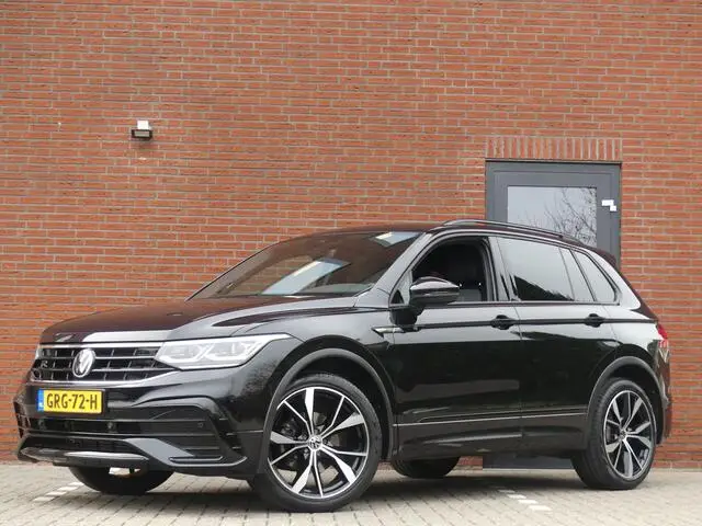 Photo 1 : Volkswagen Tiguan 2020 Petrol