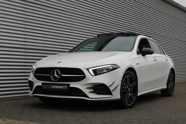 Photo 1 : Mercedes-benz Classe A 2021 Hybrid