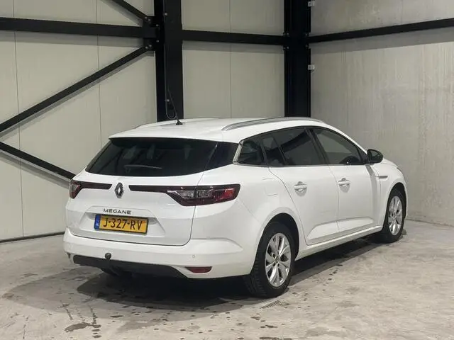 Photo 1 : Renault Megane 2020 Essence