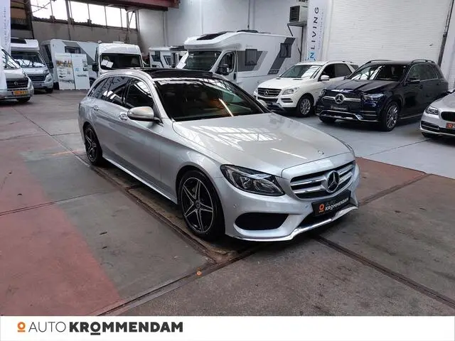 Photo 1 : Mercedes-benz Classe C 2015 Essence