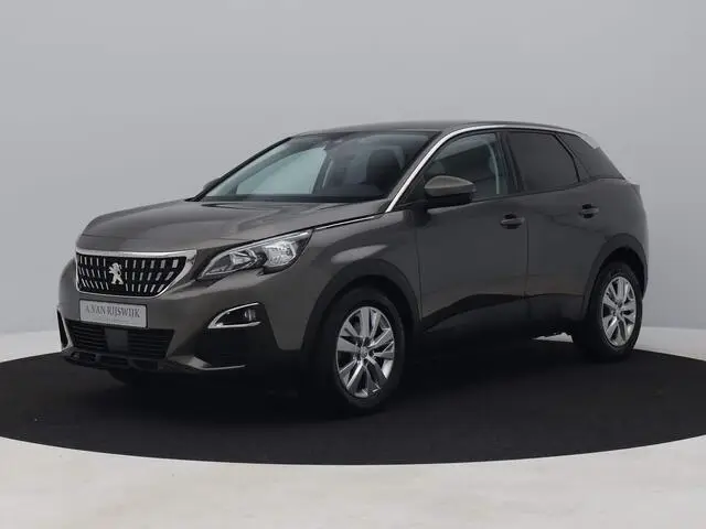 Photo 1 : Peugeot 3008 2017 Essence