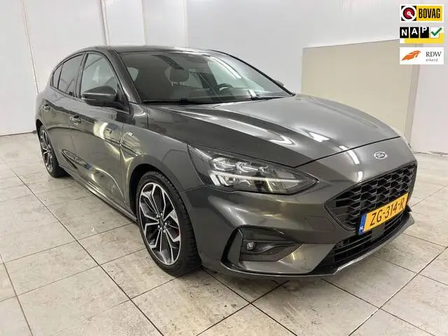 Photo 1 : Ford Focus 2019 Essence