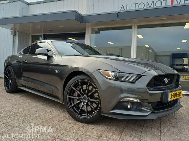 Photo 1 : Ford Mustang 2017 Essence