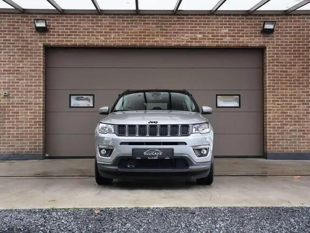 Photo 1 : Jeep Compass 2020 Petrol