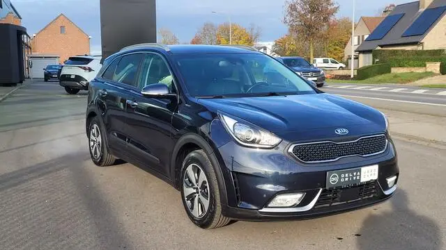 Photo 1 : Kia Niro 2019 Non renseigné