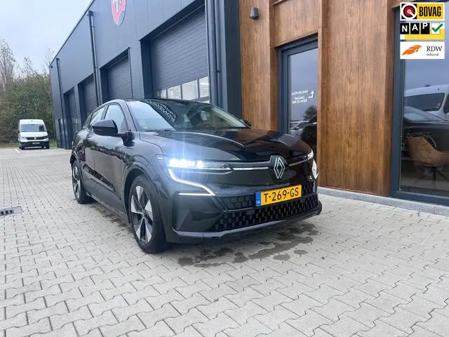 Photo 1 : Renault Megane 2023 Électrique