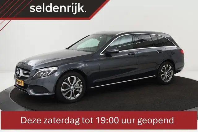 Photo 1 : Mercedes-benz Classe C 2015 Hybride