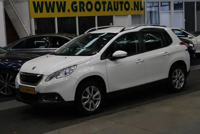 Photo 1 : Peugeot 2008 2016 Petrol