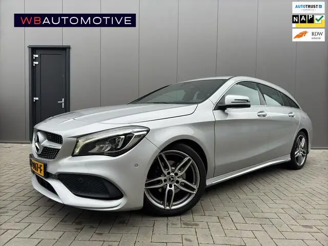 Photo 1 : Mercedes-benz Classe Cla 2017 Petrol