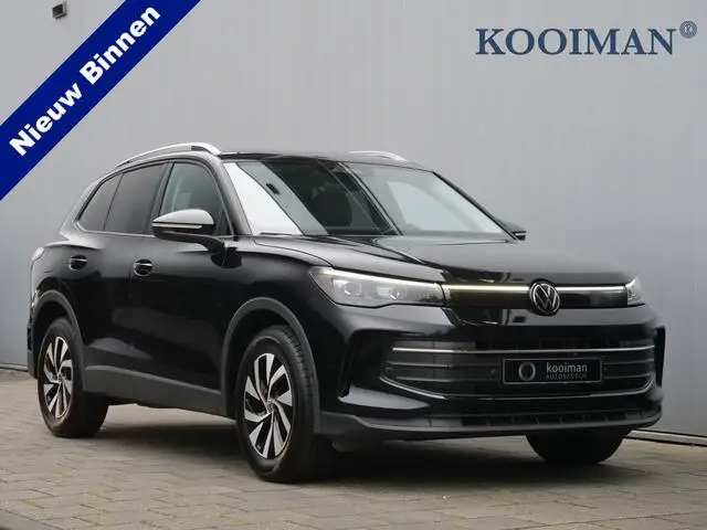 Photo 1 : Volkswagen Tiguan 2024 Non renseigné