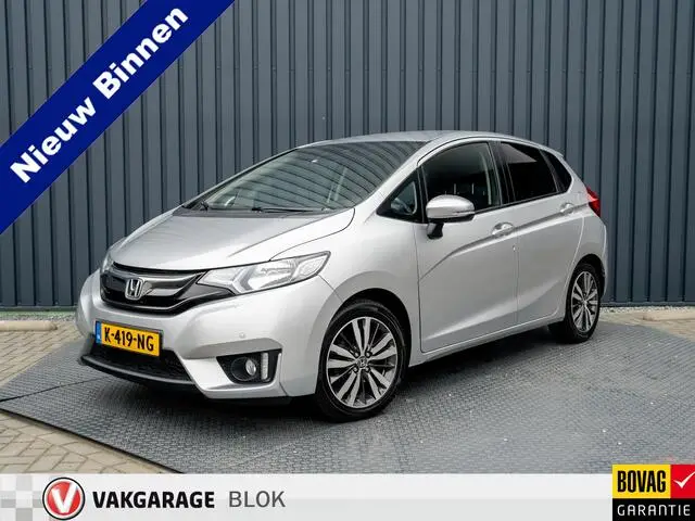 Photo 1 : Honda Jazz 2017 Petrol