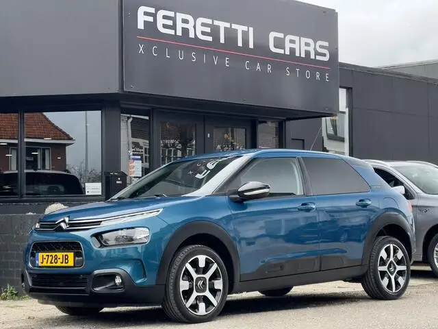 Photo 1 : Citroen C4 2019 Petrol