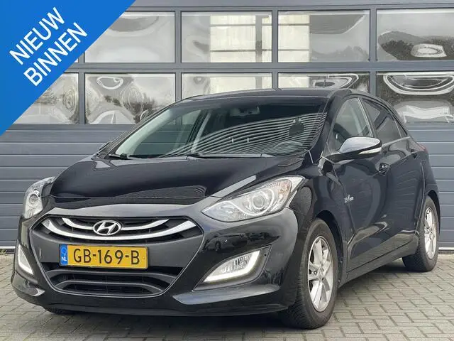 Photo 1 : Hyundai I30 2015 Petrol