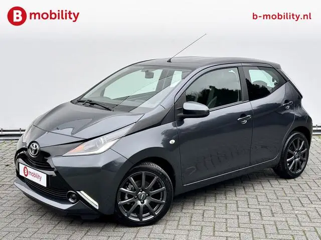 Photo 1 : Toyota Aygo 2015 Petrol