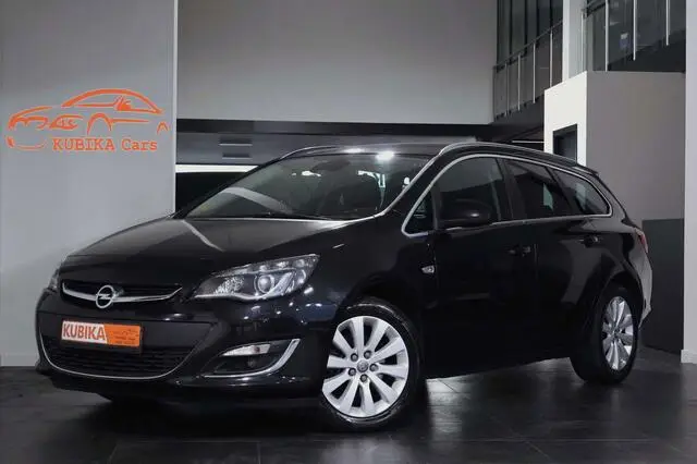 Photo 1 : Opel Astra 2015 Diesel