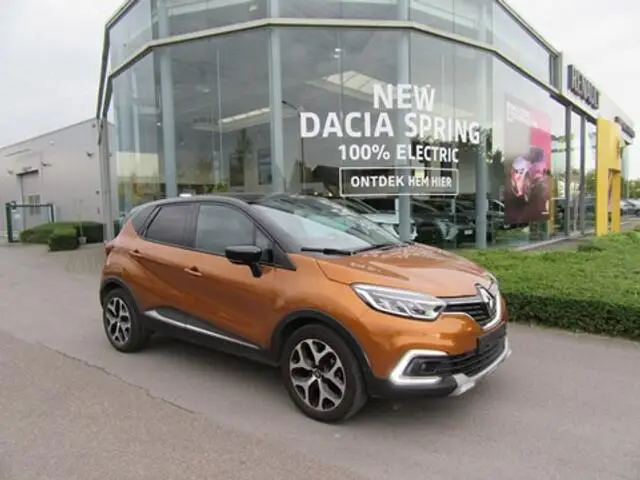 Photo 1 : Renault Captur 2019 Petrol