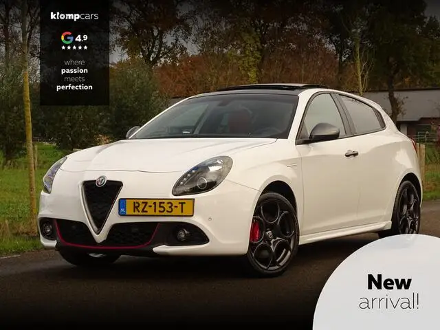 Photo 1 : Alfa Romeo Giulietta 2018 Essence