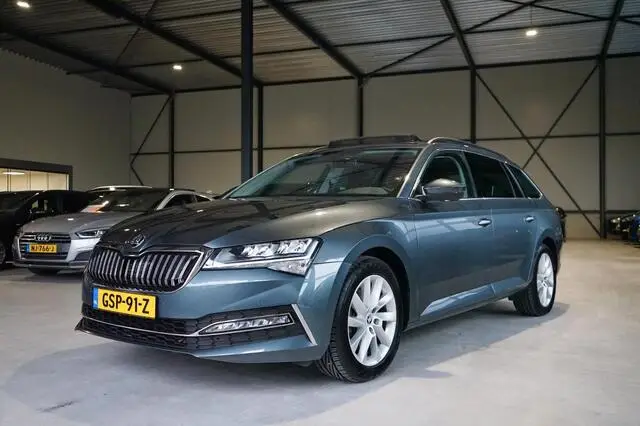 Photo 1 : Skoda Superb 2020 Hybride