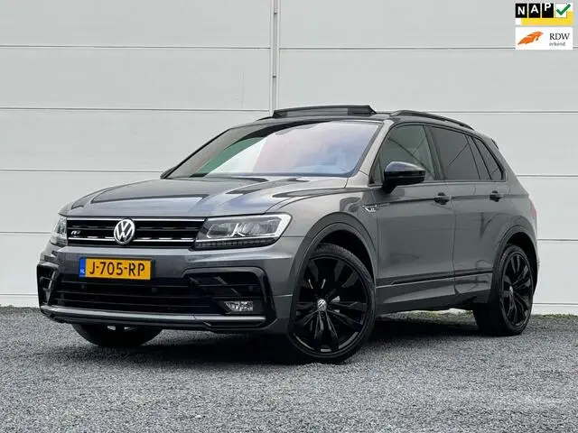 Photo 1 : Volkswagen Tiguan 2020 Essence