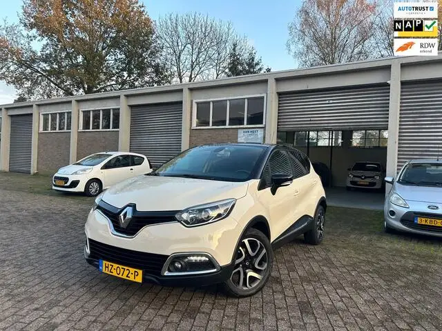 Photo 1 : Renault Captur 2016 Petrol