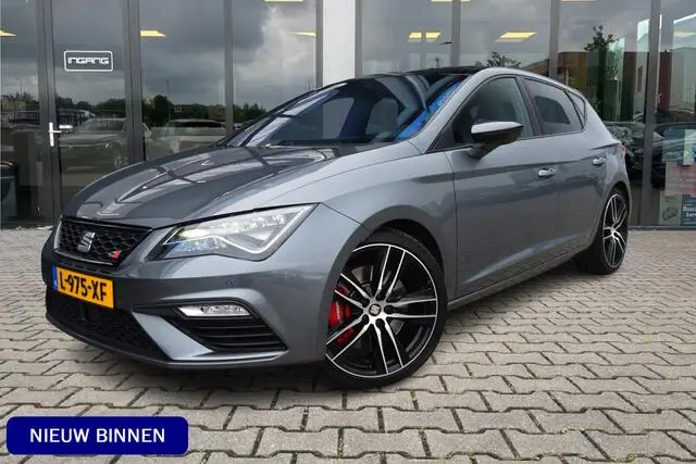 Photo 1 : Seat Leon 2018 Petrol