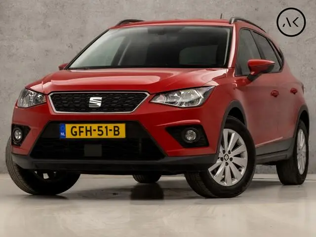 Photo 1 : Seat Arona 2021 Petrol