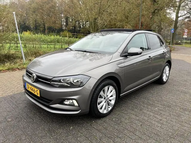 Photo 1 : Volkswagen Polo 2019 Essence