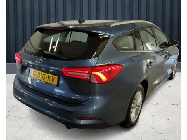 Photo 1 : Ford Focus 2019 Petrol