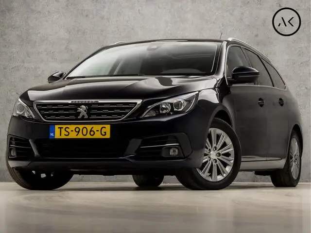 Photo 1 : Peugeot 308 2018 Essence